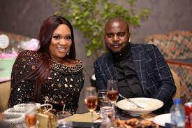 After his separated wife Sandra Iheuwa said he threatened to kill her, businessman Steve Thompson wrote, I will not get near you so we do not hurt each other.